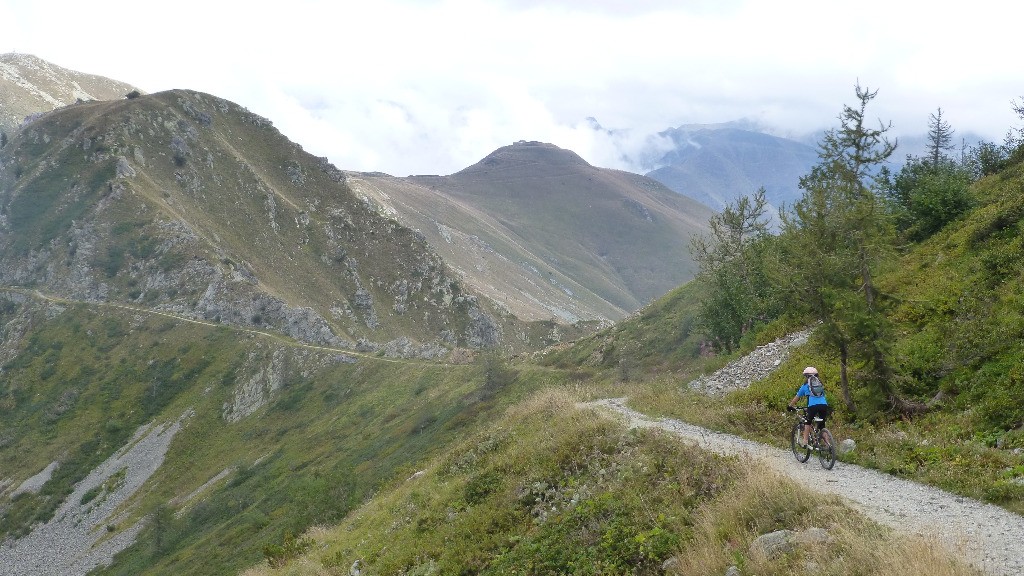 Piste (sentier) sur l'Ubac de la Cime de Salante