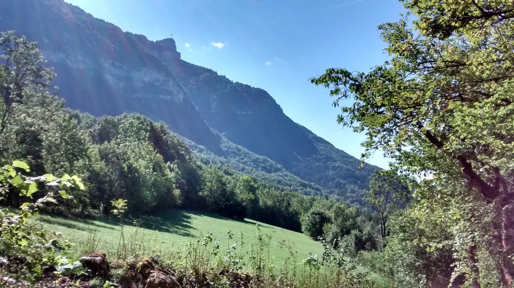 Montée au sentier de la garde