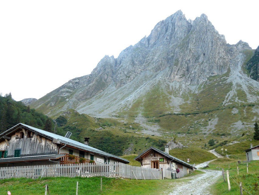 #1 Refuge de balme Refuge de balme