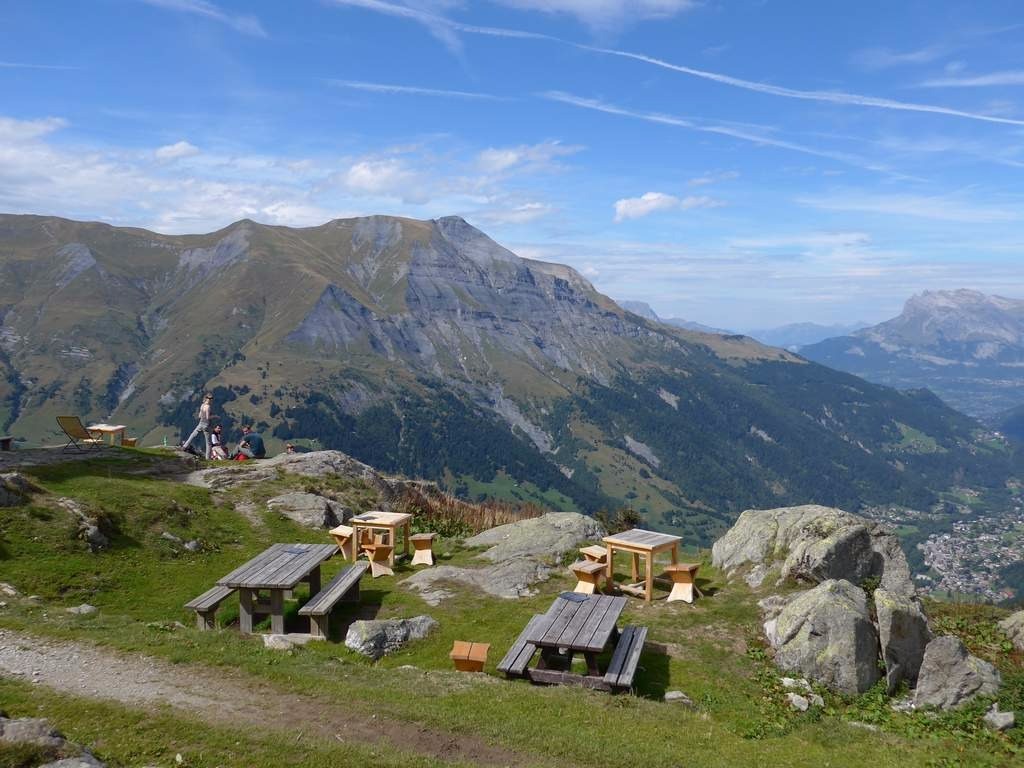 Mt Joly depuis le ref. de Trés la Tête