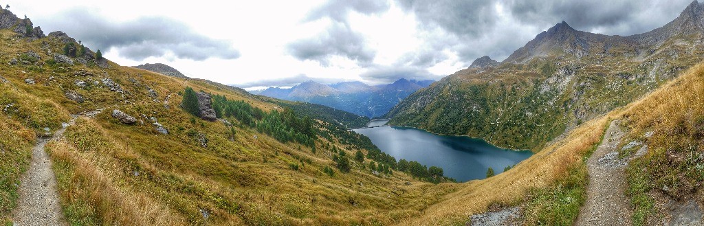 les Lacs depuis le sentier de Seteria