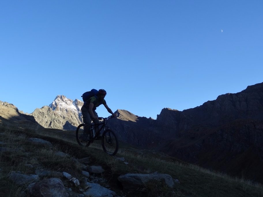 sous la bifurk pour le refuge du Viso