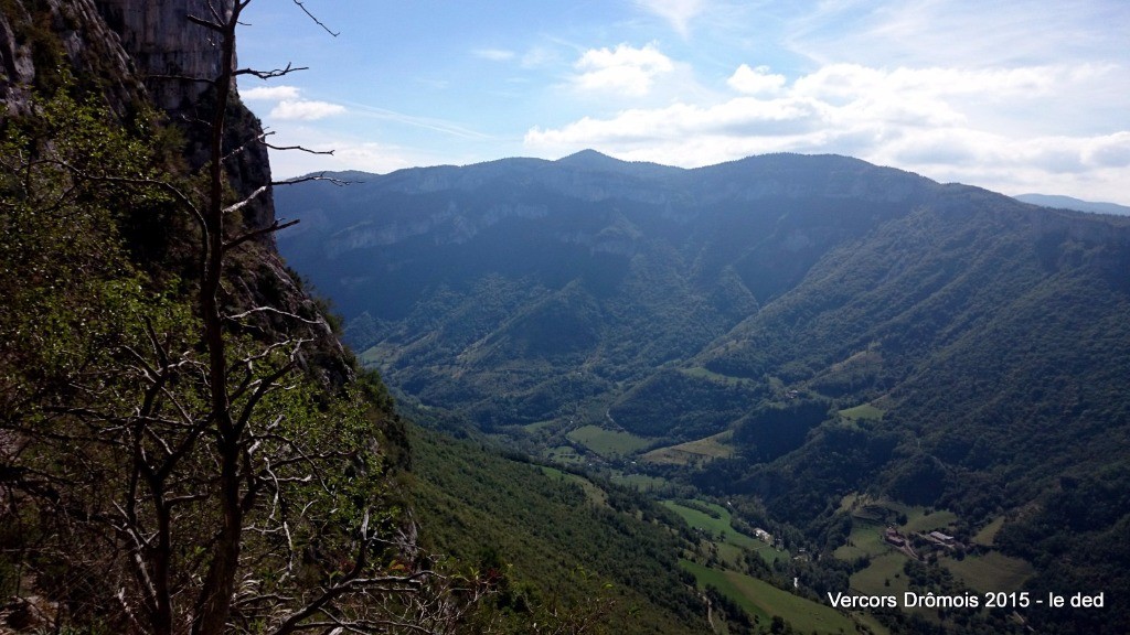 Vue sur la montagne de l'Arp (Pas du Gier)