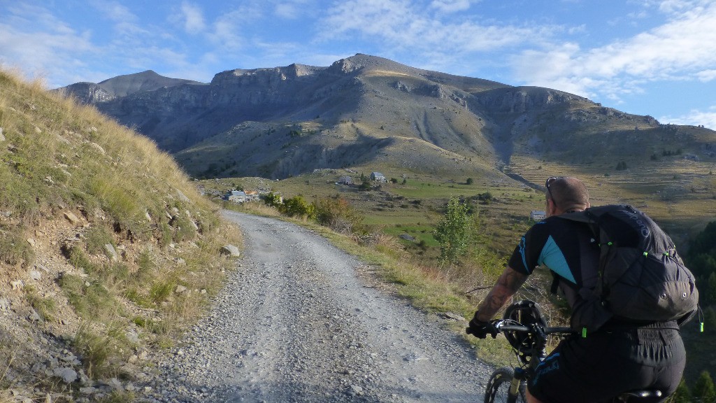 Col de l'Espault est derrière nous