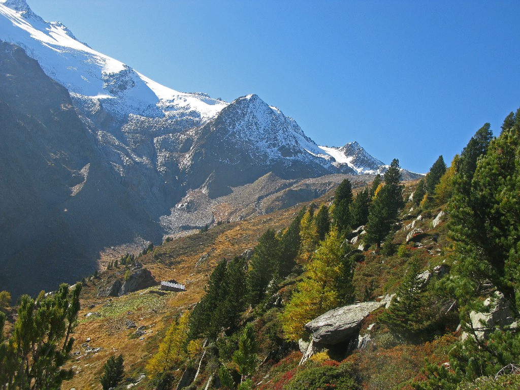 Cabane et glacier des Grands, croix des Berons