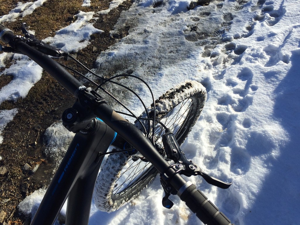 Bien argéable de rouler dans la neige