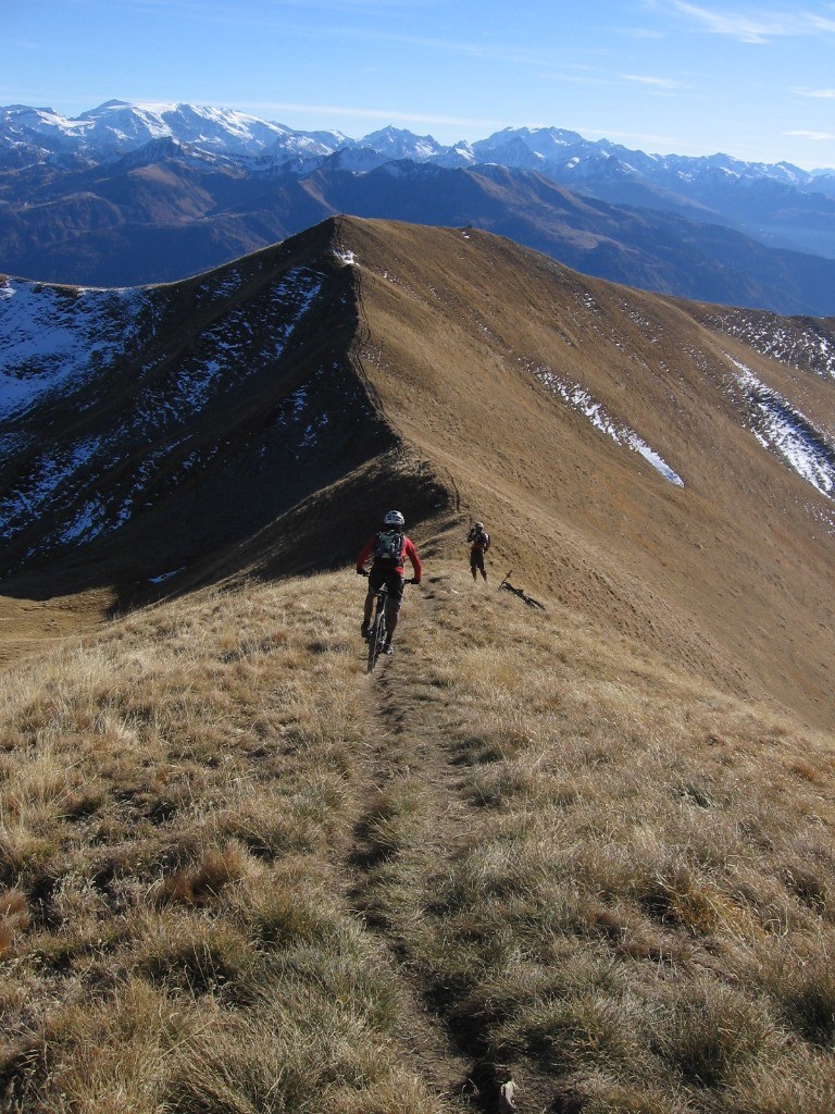 Descent arete sud