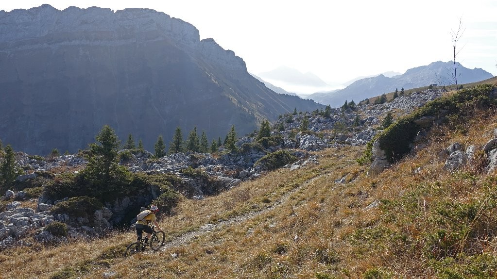 Mont lachat de Thônes au fond