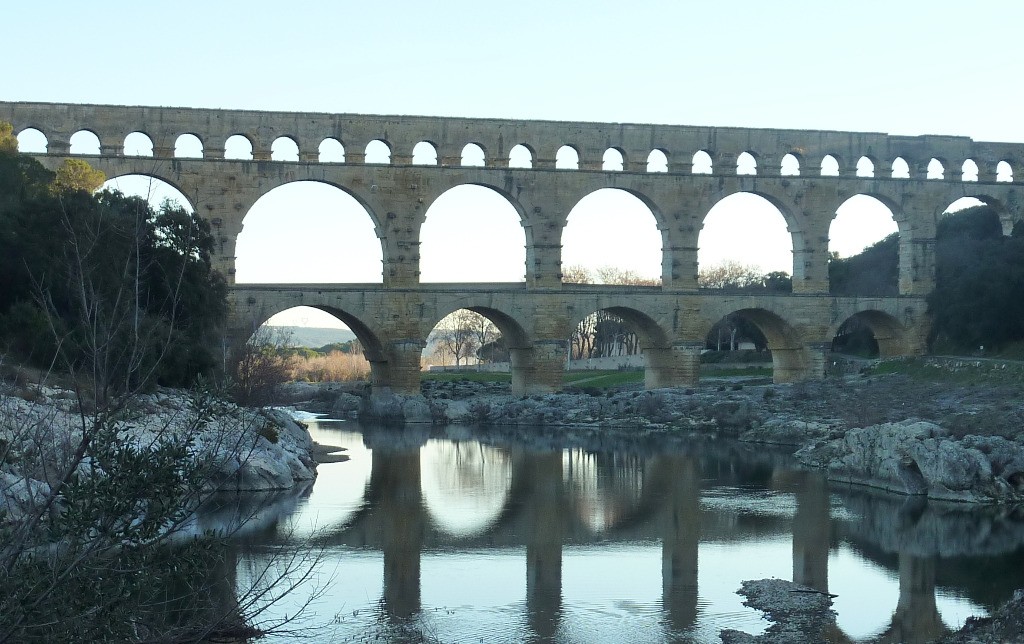 Le Pont du Gard bien désert