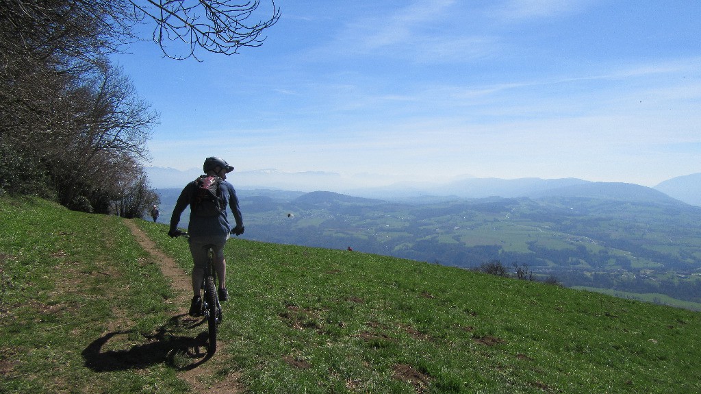 #16 "Sur la Montagne" "Sur la Montagne"