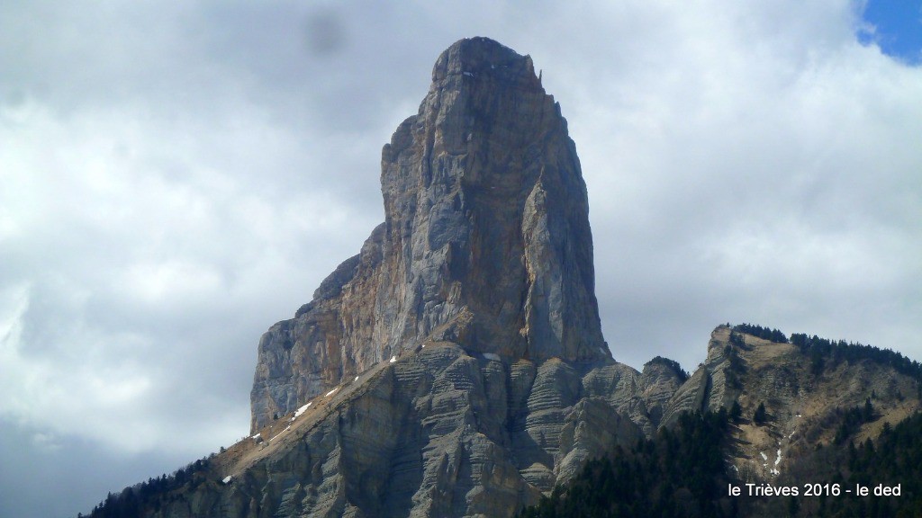 Mont Aiguille, versant EST, le plus beau pour ma part 