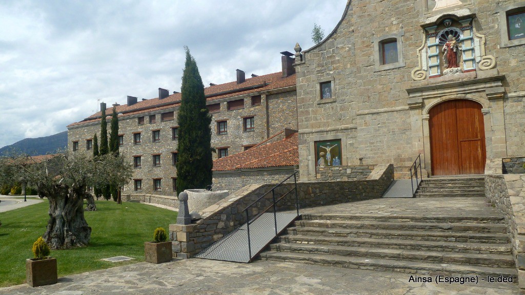 le monastère