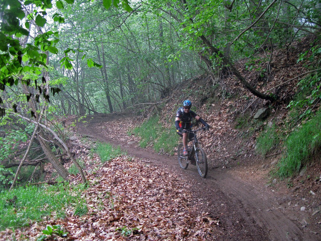 Descente sur Finale Ligure