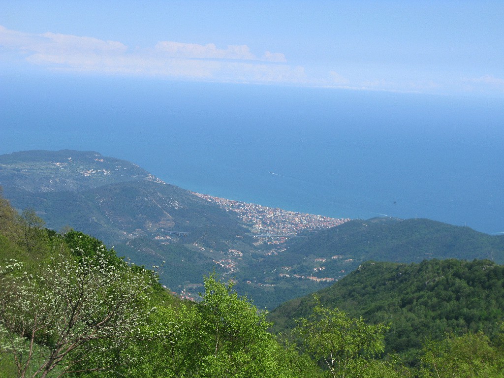 #18 du Giogo di Giustinice vue sur Finale Ligure du Giogo di Giustinice vue sur Finale Ligure