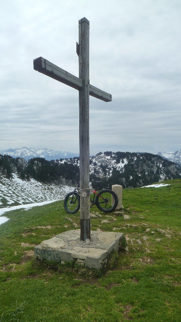 la Croix de l'Alpe (mais côté Duché de Savoie)