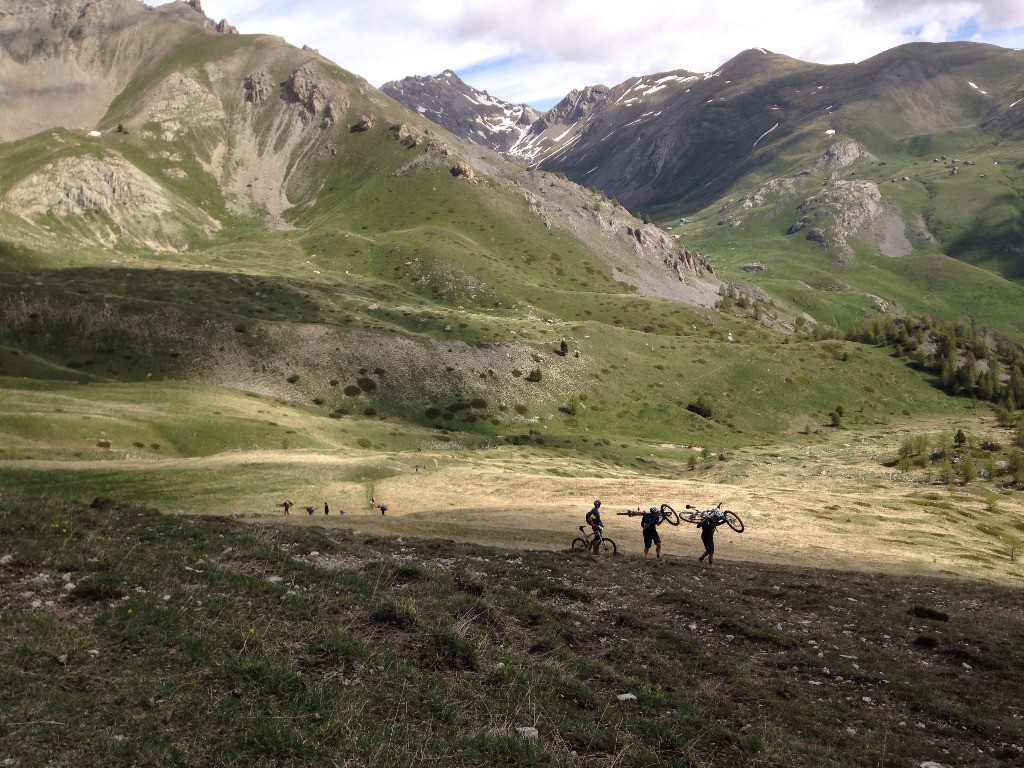 Portage avant le col Garnier