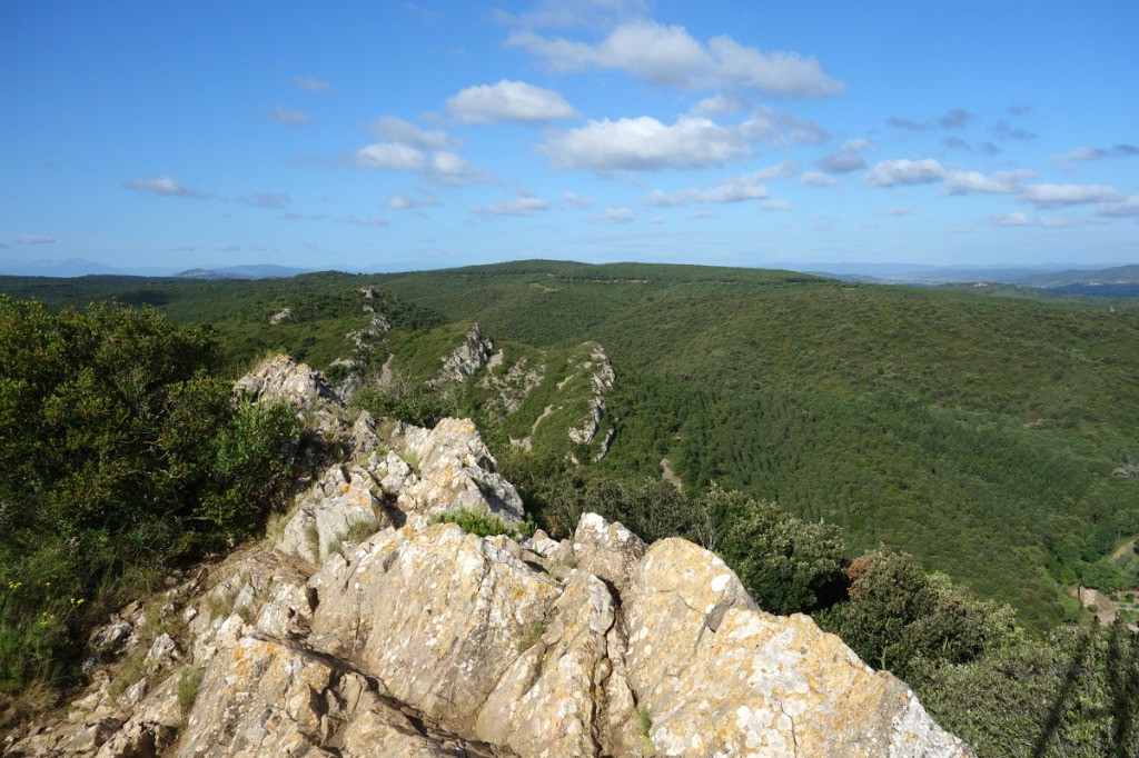 Dans les Corbières au dessus de l'Abbaye de Fontfroide