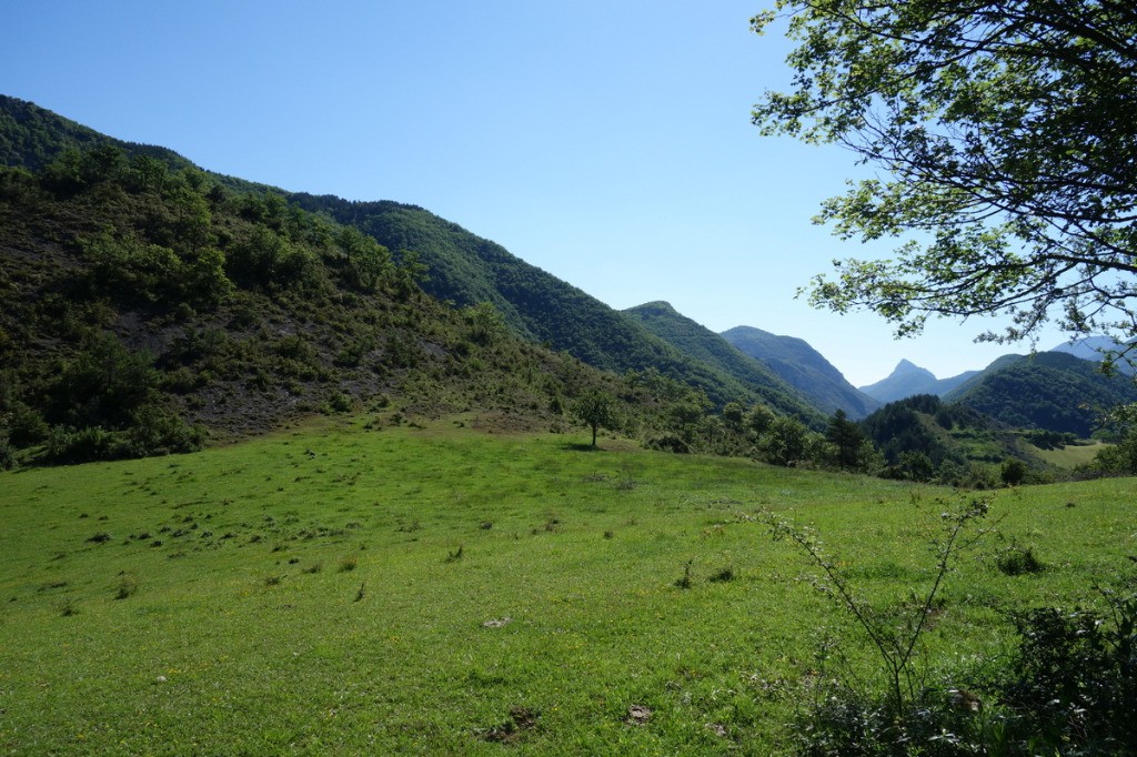 #25 Au dessus de Cailla Au dessus de Cailla
