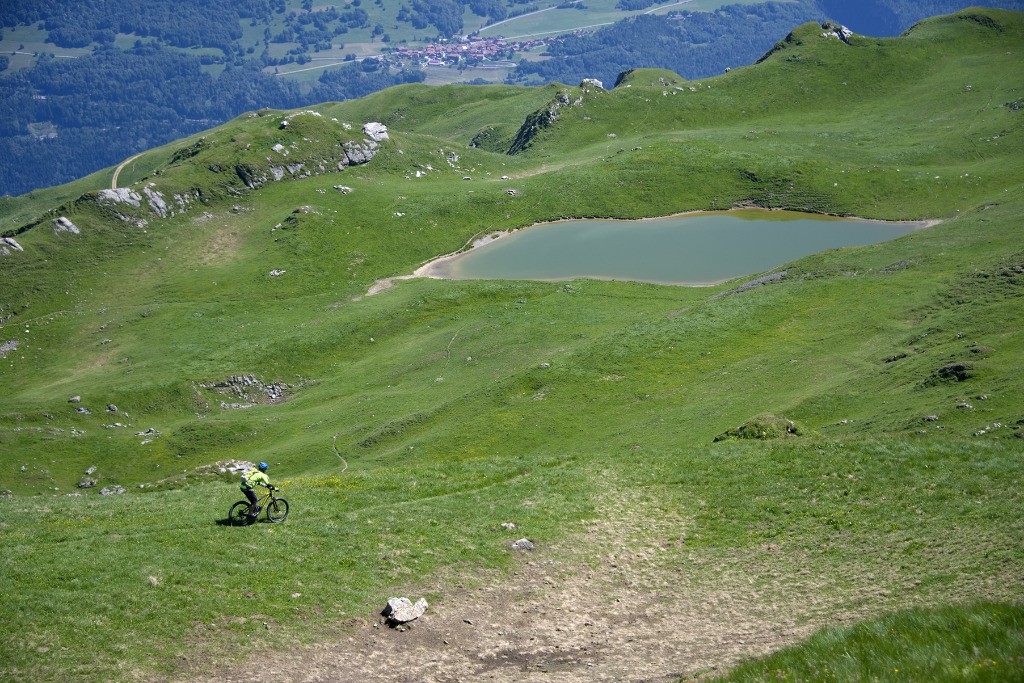 Traversée vers le lac de Guio