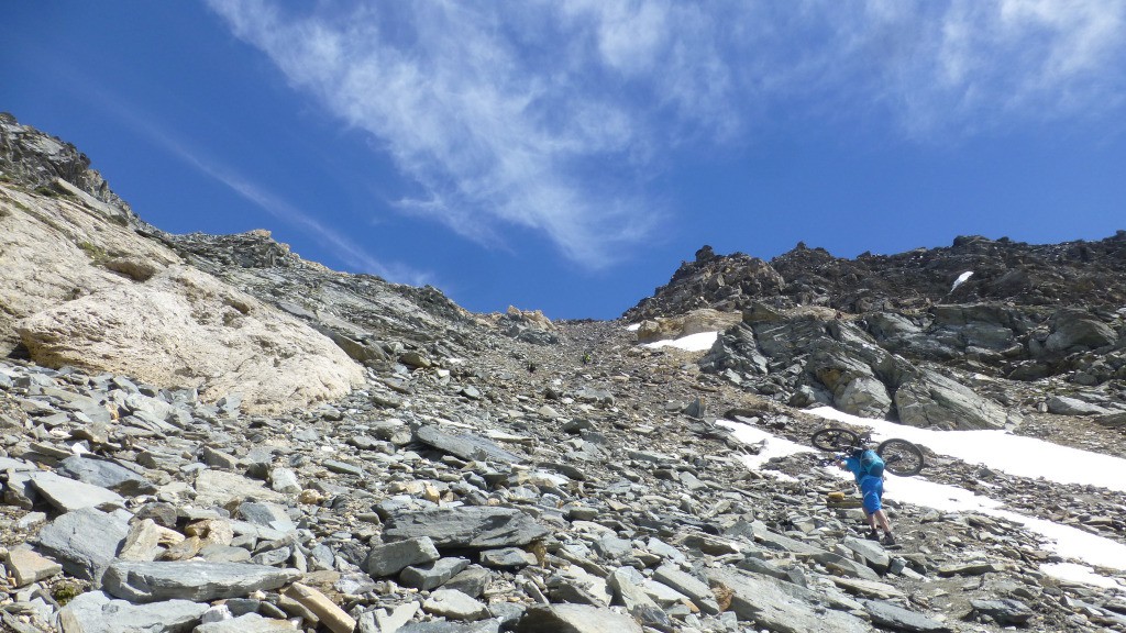 Pas facile avec 2000 m de D  en portage