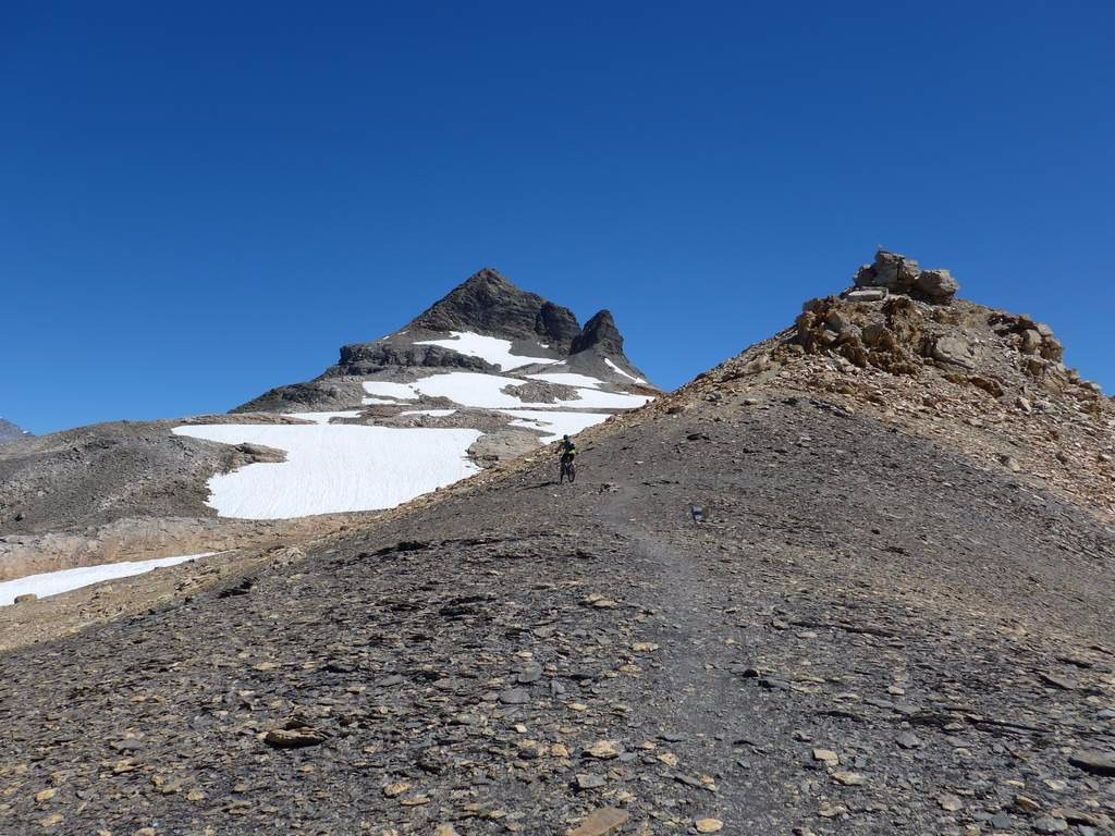 Montée vers l'Hockenhorn