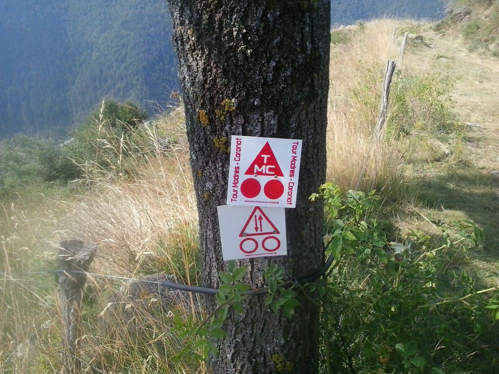 #11 Y en a qui cherche le tour du Madres-Coronat Y en a qui cherche le tour du Madres-Coronat
