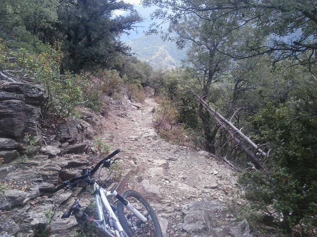 Sentier de Canaveille, quelques cailloux