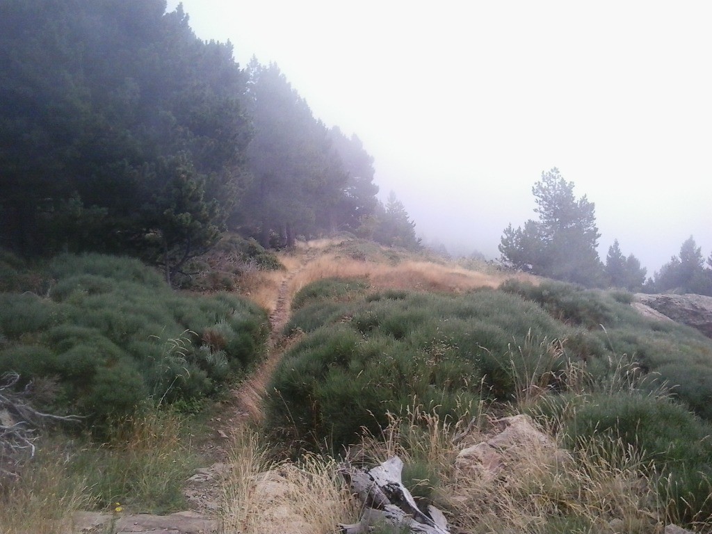 #12 Au dessus de Llar, entrée dans les nuages Au dessus de Llar, entrée dans les nuages