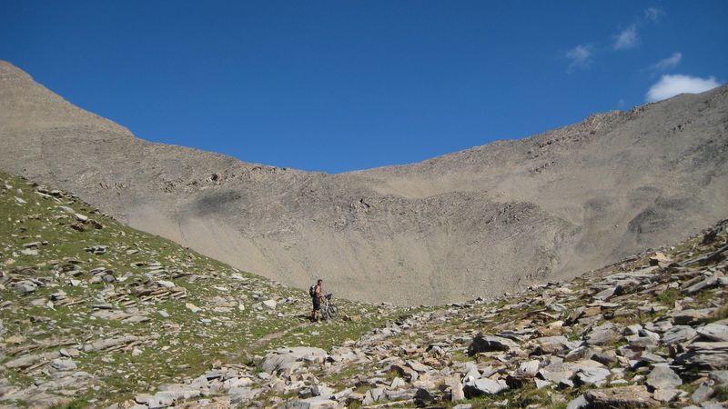 #21 Gillou : Le Pas du Reverdillon est en vue, et sa montée bien rustique aussi. Gillou : Le Pas du Reverdillon est en vue, et sa montée bien rustique aussi.