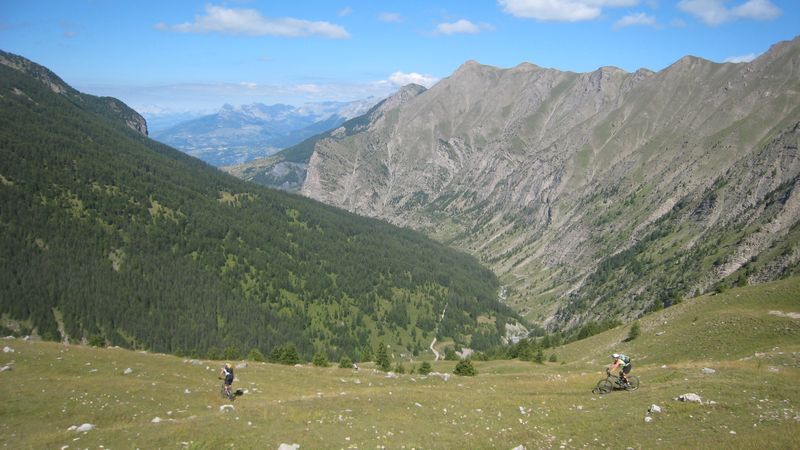 #8 Descente de Girabeau : Batifolage dans les près. Descente de Girabeau : Batifolage dans les près.