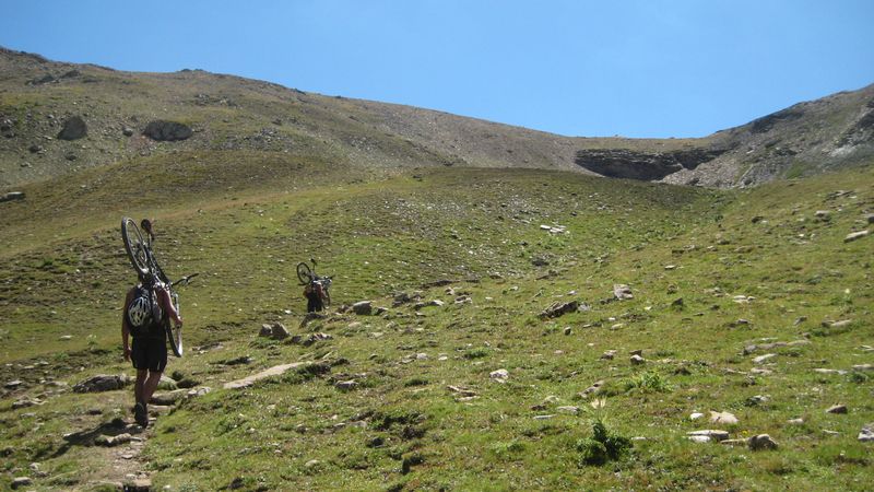 #10 Col des Orres : Portage final, on y est presque ! Col des Orres : Portage final, on y est presque !