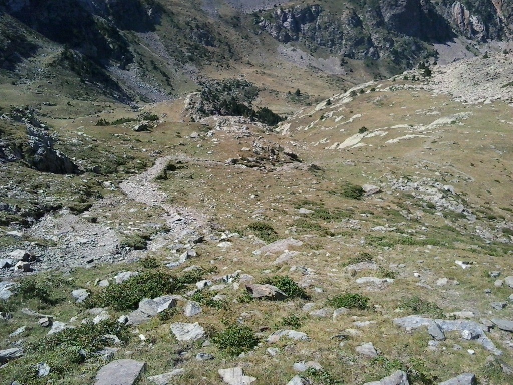 Sentier au dessus de l'Estanyol