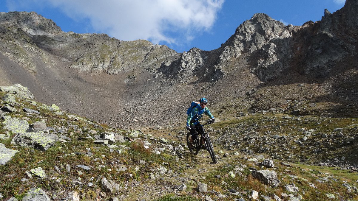 on arrive du col de derrière