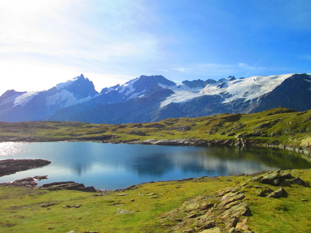 Lac Lérié, la Meije et le Rateau