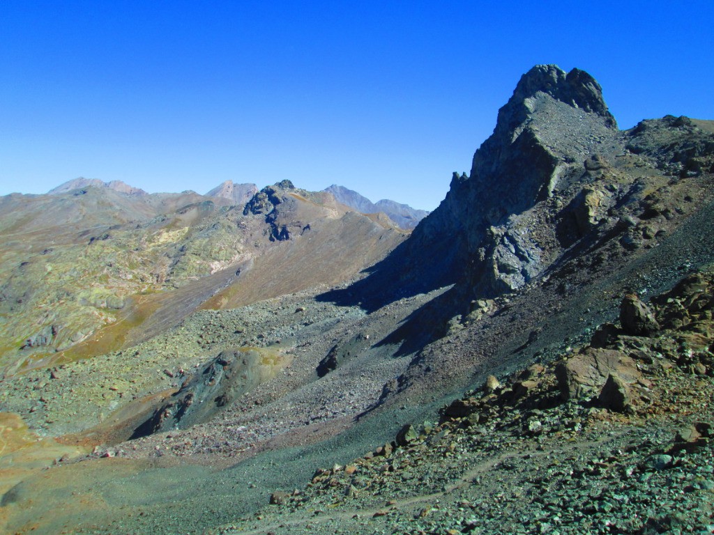 Tête des Toillies depuis le col de la Noire