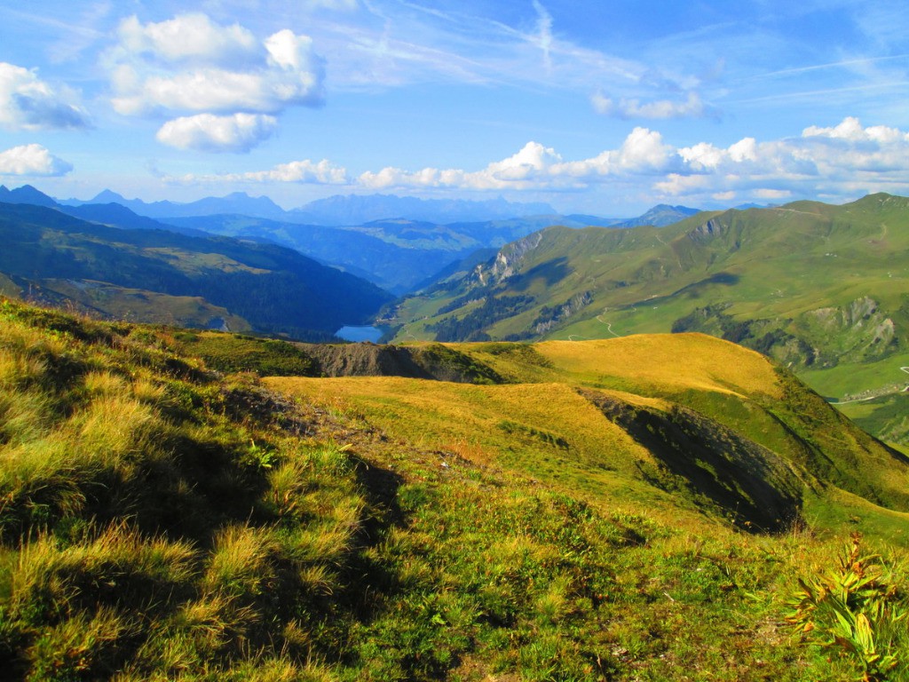 lac de St Guérin depuis le Crêt du Boeuf