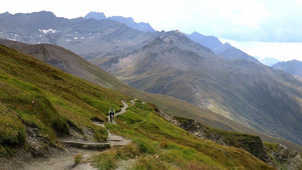 Ciel voilé pour le Grand Col Ferret