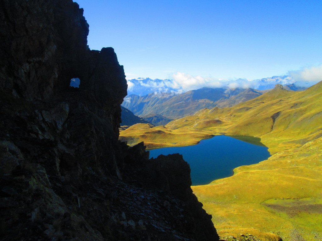 Tunnel et lac de Montoliu