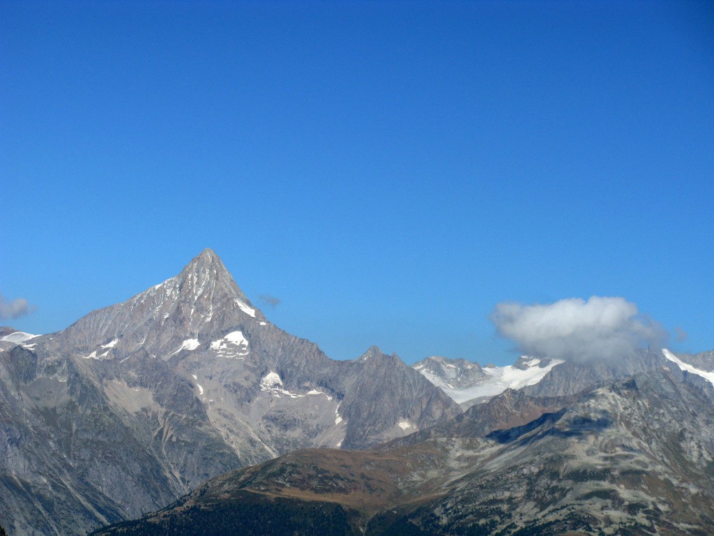 Bietschhorn et sommets de l'Oberland
