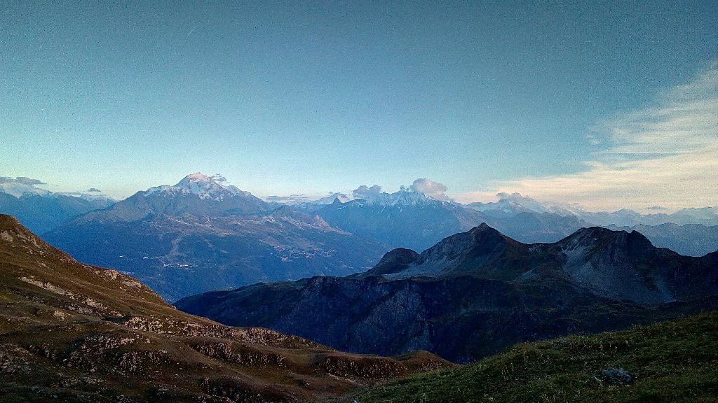 La Vanoise au fond