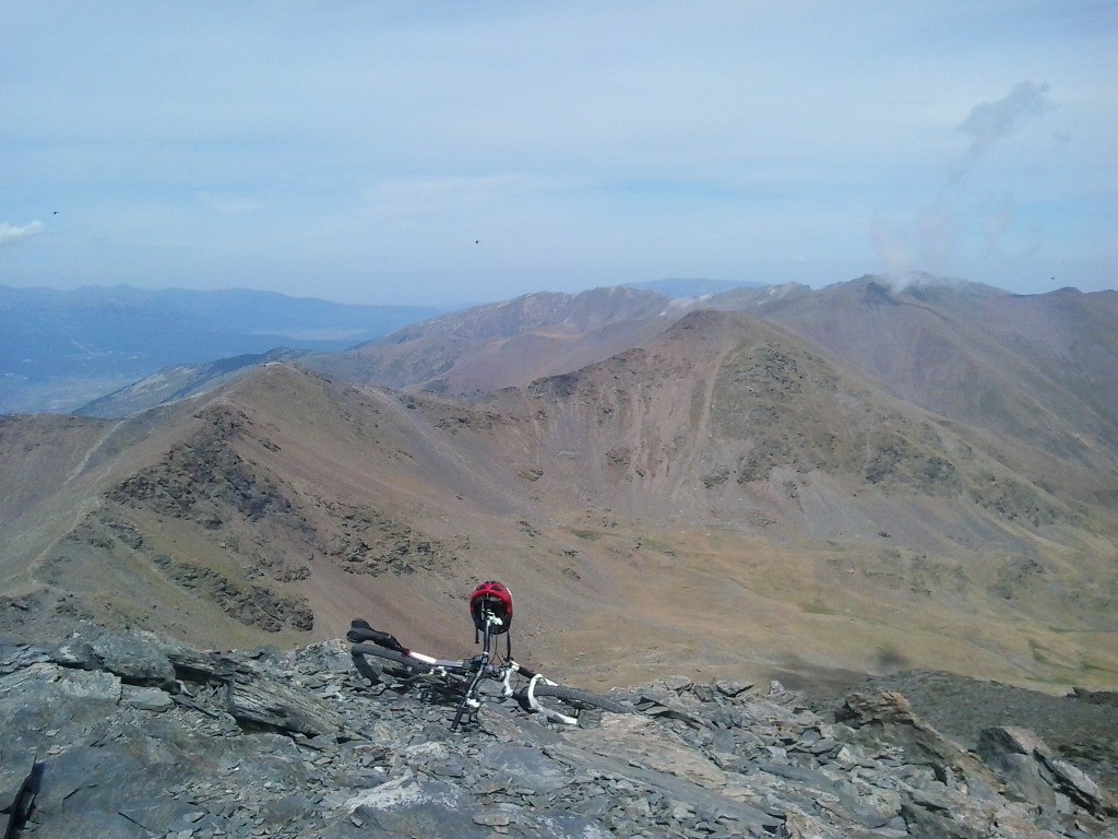 #12 dans 2 jours je vas passer sur la crête au fond dans 2 jours je vas passer sur la crête au fond