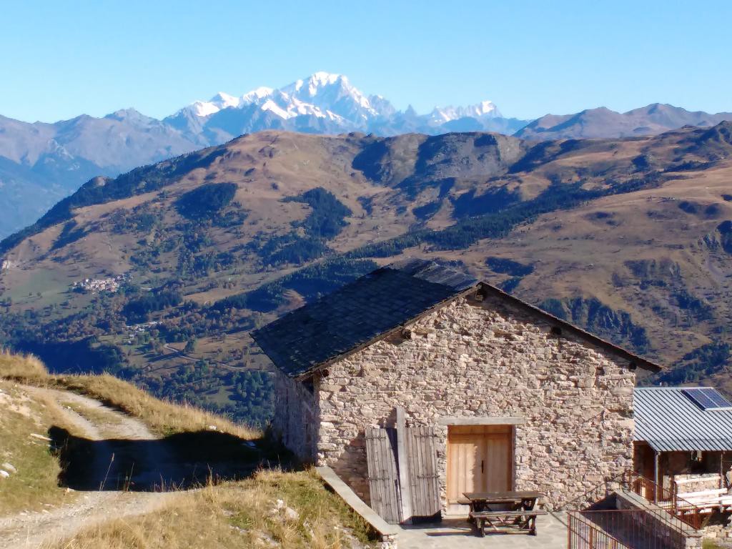 Cabane du Lachat