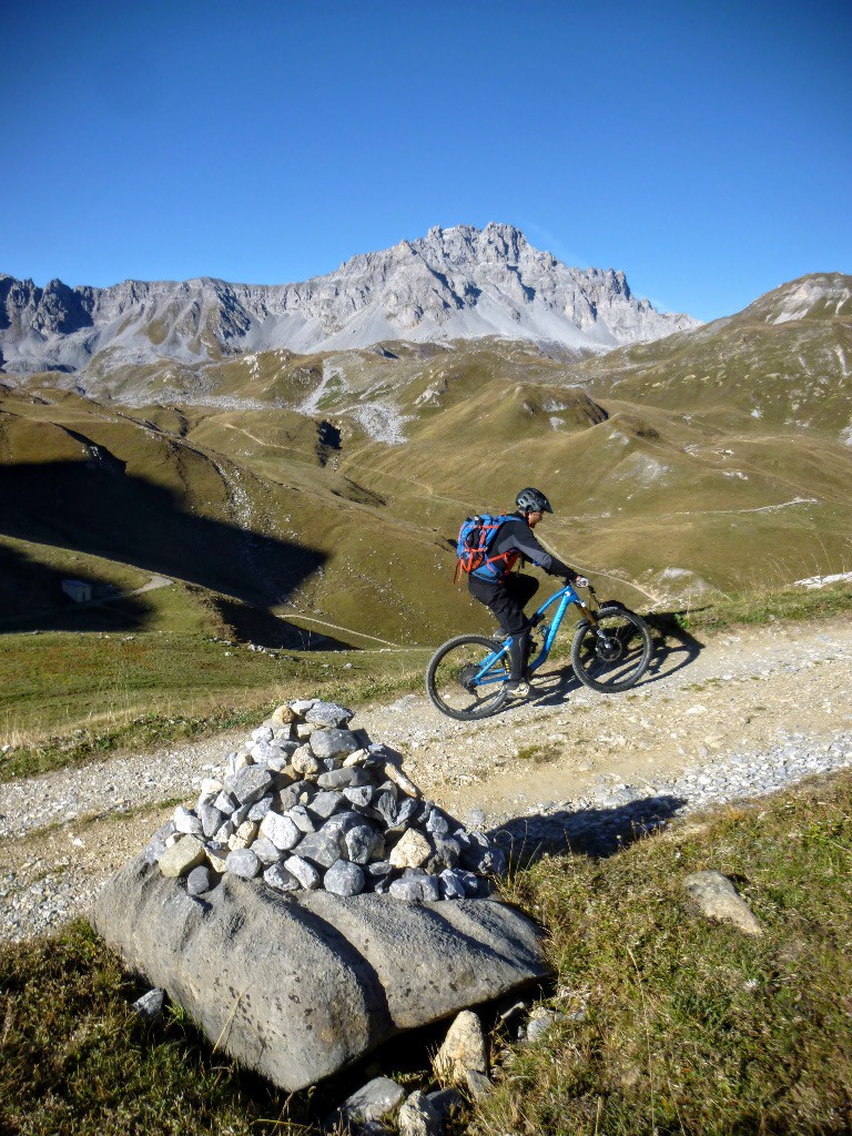 Grimpette sur fond d'Aiguille du Fruit