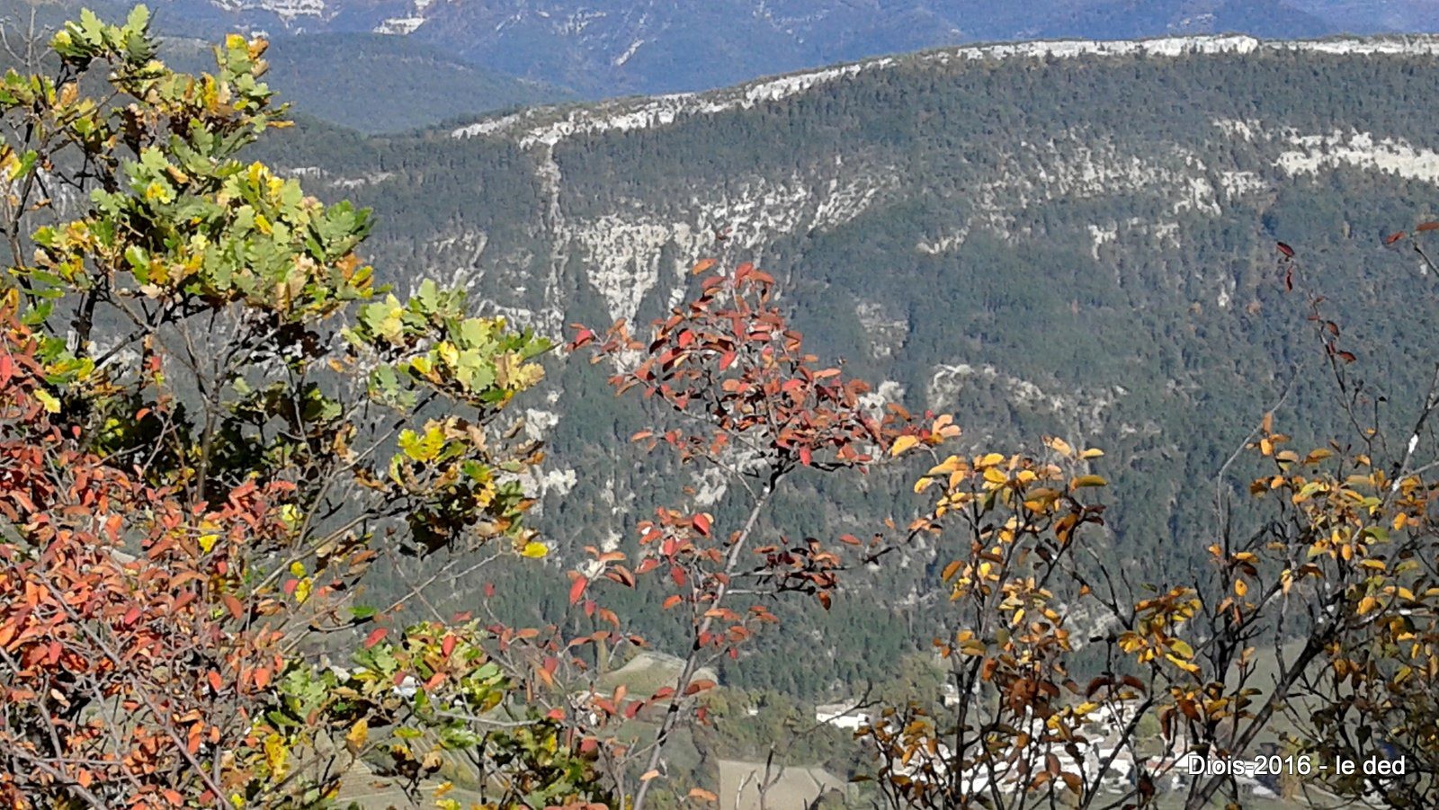 Montagne de Desse et le col de Ponet-Marignac à gauche