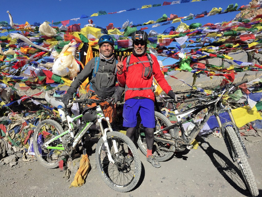 #49 YESSS !
Thorung-La-Pass (5416m) !
Même pas mal ;-) YESSS !
Thorung-La-Pass (5416m) !
Même pas mal ;-)