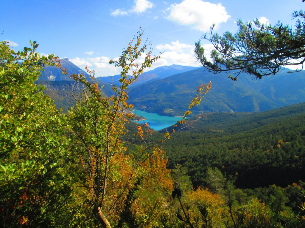 Entre St André et Castellane, le lac de Castillon