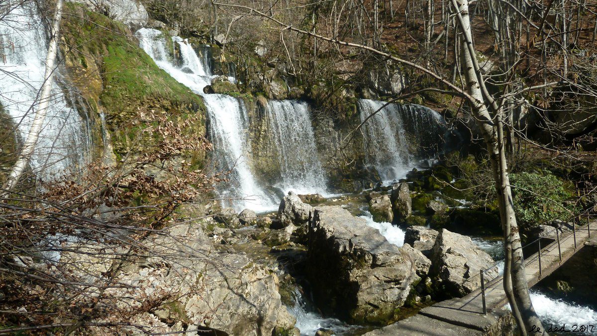 #13 cascade de la Doriaz cascade de la Doriaz