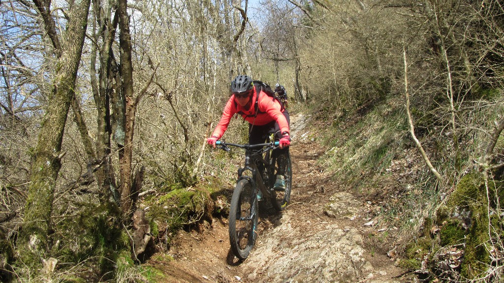 Dans la descente de la Grotte des Fées