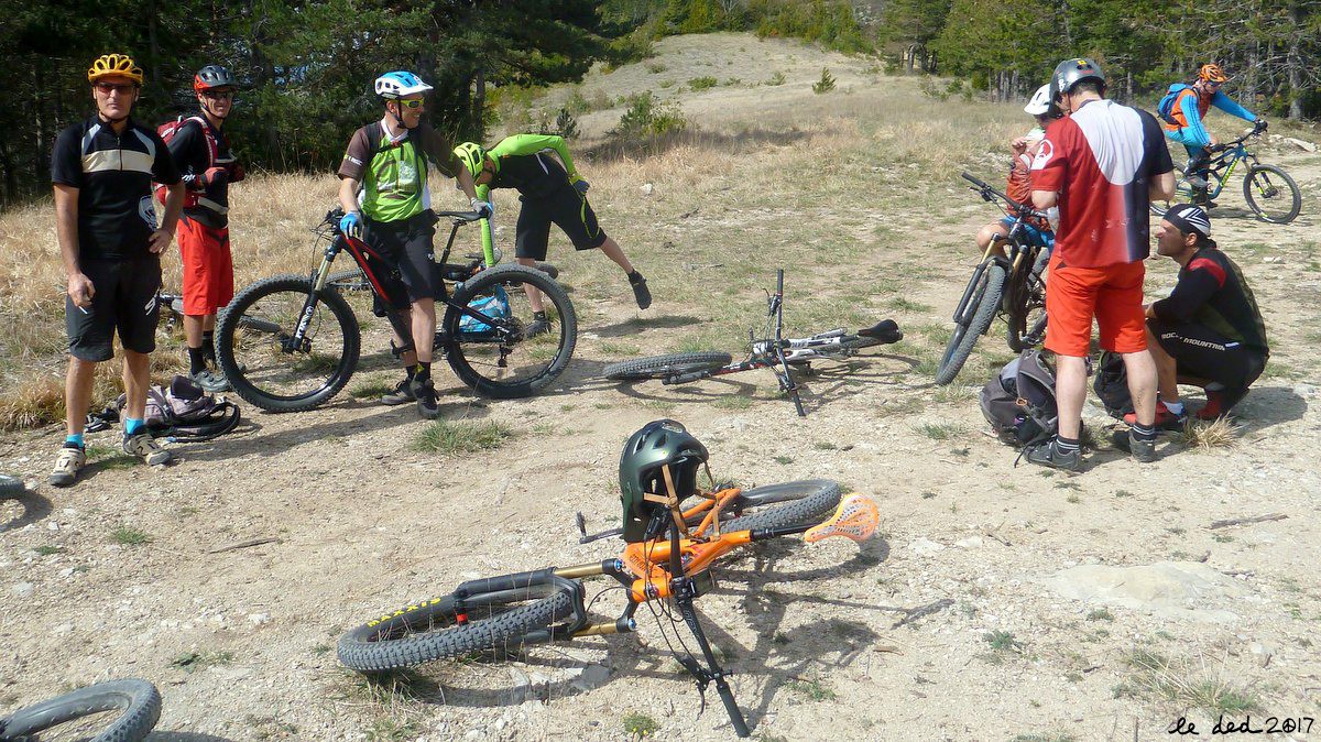 #5 regroupement en haut de la piste regroupement en haut de la piste