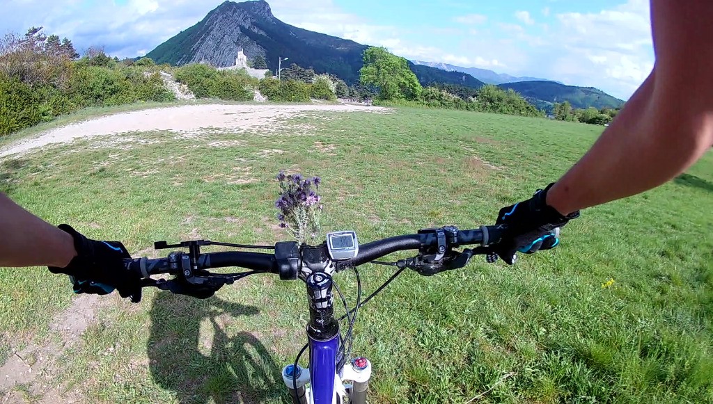#2 La Citadelle et la Montagne de la Baume La Citadelle et la Montagne de la Baume